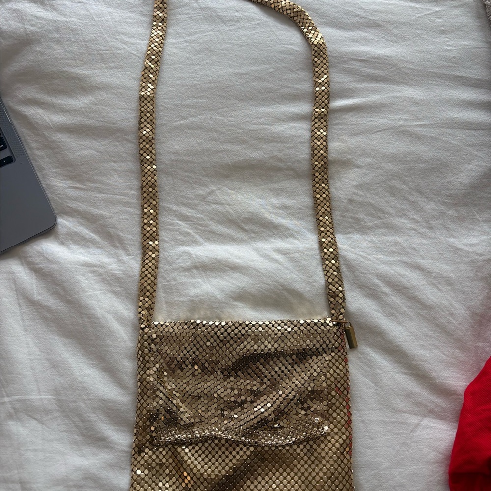 Elegant Gold Sequin Crossbody Bag